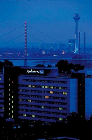 Radisson Blu Scandinavia Hotel, Düsseldorf_Exterior