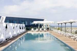 Rooftop - Pool view