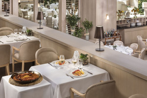 L'Albufera Restaurant - Paella dinning view