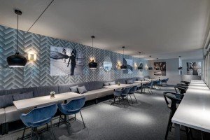 Restaurant - Esplanade view