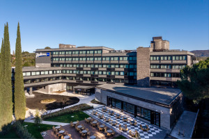 Healthcare Venues Logo