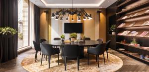 Example Boardroom Style view