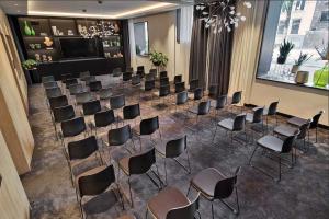 Example Theatre Style view