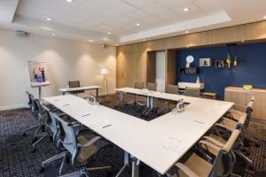 Example Boardroom Style view