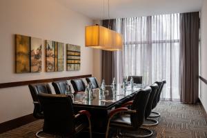 Example Boardroom Style view